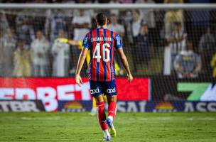 Luciano Juba vive sua melhor fase no Bahia em 2025, com gols, assistencias e destaque entre os laterais mais produtivos da Serie A. (Foto: Leticia Martins / EC Bahia)
