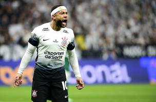Memphis Depay busca quebrar o maior periodo sem gols com a camisa do Corinthians (Foto: Marcos Ribolli)
