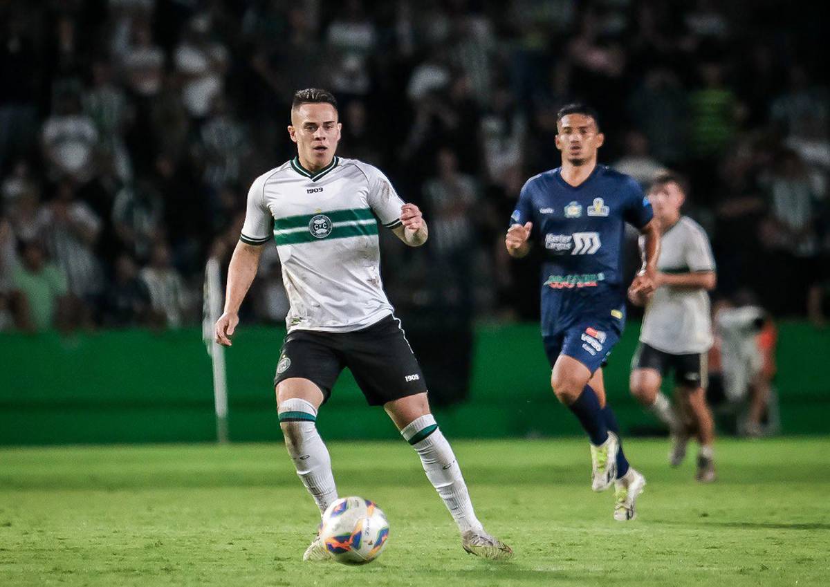 O jogador optou por permanecer no Coritiba, e com o fim da janela de transferencias se aproximando, o Dogao preferiu encerrar as tratativas.