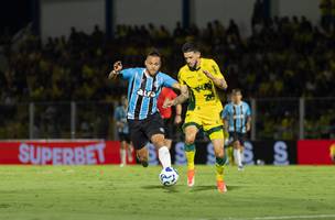 Reinaldo, ex-Tricolor, marcou dois dos quatro gols do Leao Caipira na vitoria por 4 a 1 (Foto: Rainier Moura / Gremio FBPA)