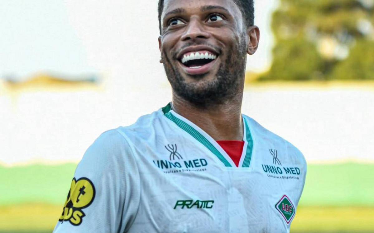 Andre e o presidente da Cabofriense