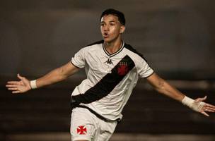 Andrey celebra gol marcado pelo Vasco (Foto: Joao Gabriel Alves / Vasco)
