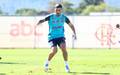 Arrascaeta em acao durante treino do Flamengo no Ninho do Urubu (Foto: Gilvan de Souza / Flamengo