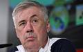 Carlo Ancelotti e o tecnico do Real Madrid (Foto: Javier Soriano / AFP