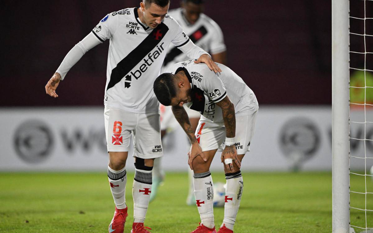 Coutinho lamenta derrota do Vasco para o Lanus