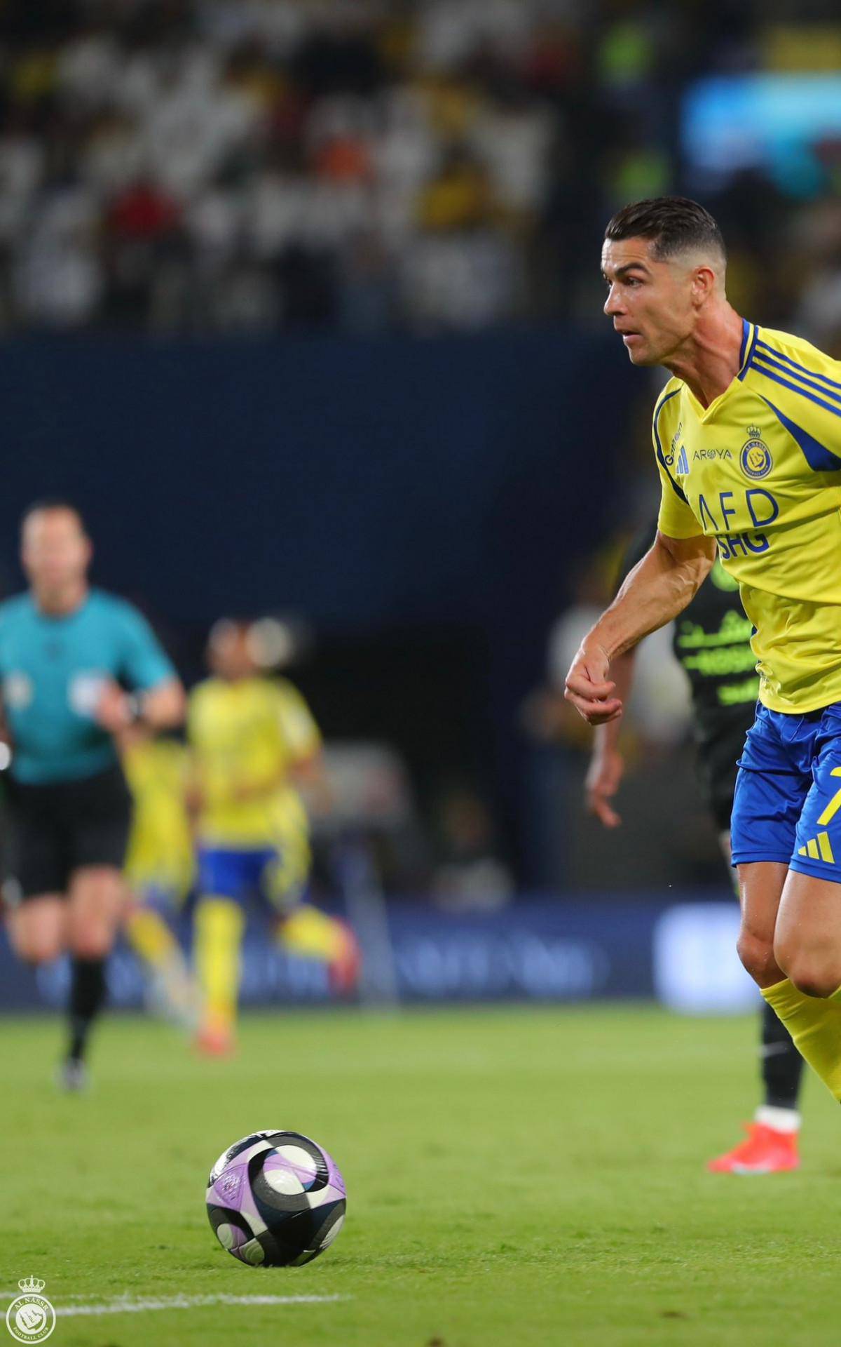 Cristiano Ronaldo em acao por equipe saudita