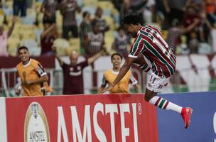 Keno celebra gol marcado pelo Fluminense no Maracana (Foto: Lucas Mercon / Fluminense FC)
