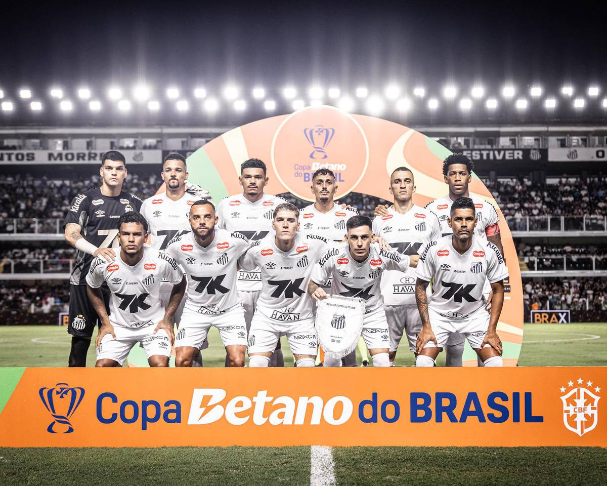 Peixe somou uma vitoria, dois empates e cinco derrotas.