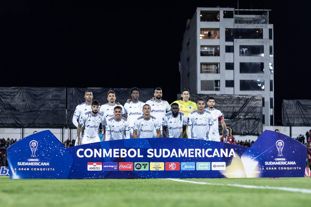 Raposa se despede da Copa Sul-Americana apos empate contra o Mushuc Runa, nesta quarta-feira (7)