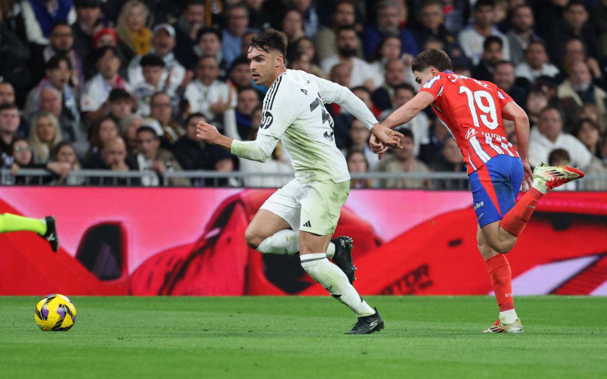 Raul Asencio em acao durante jogo do Real Madrid