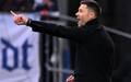 Xabi Alonso em jogo do Bayer Leverkusen (Foto: AFP