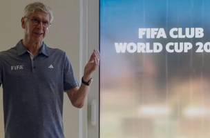 Arsene Wenger e o chefe de desenvolvimento global de futebol da Fifa (Foto: Divulgacao / Fifa)
