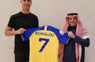 Cristiano Ronaldo renova contrato com Al-Nassr ate 2027 (Foto: Reproducao / Al-Nassr)