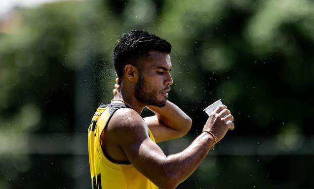 Fausto Vera solicita dispensa e alimenta rumores de saída do Atlético-MG