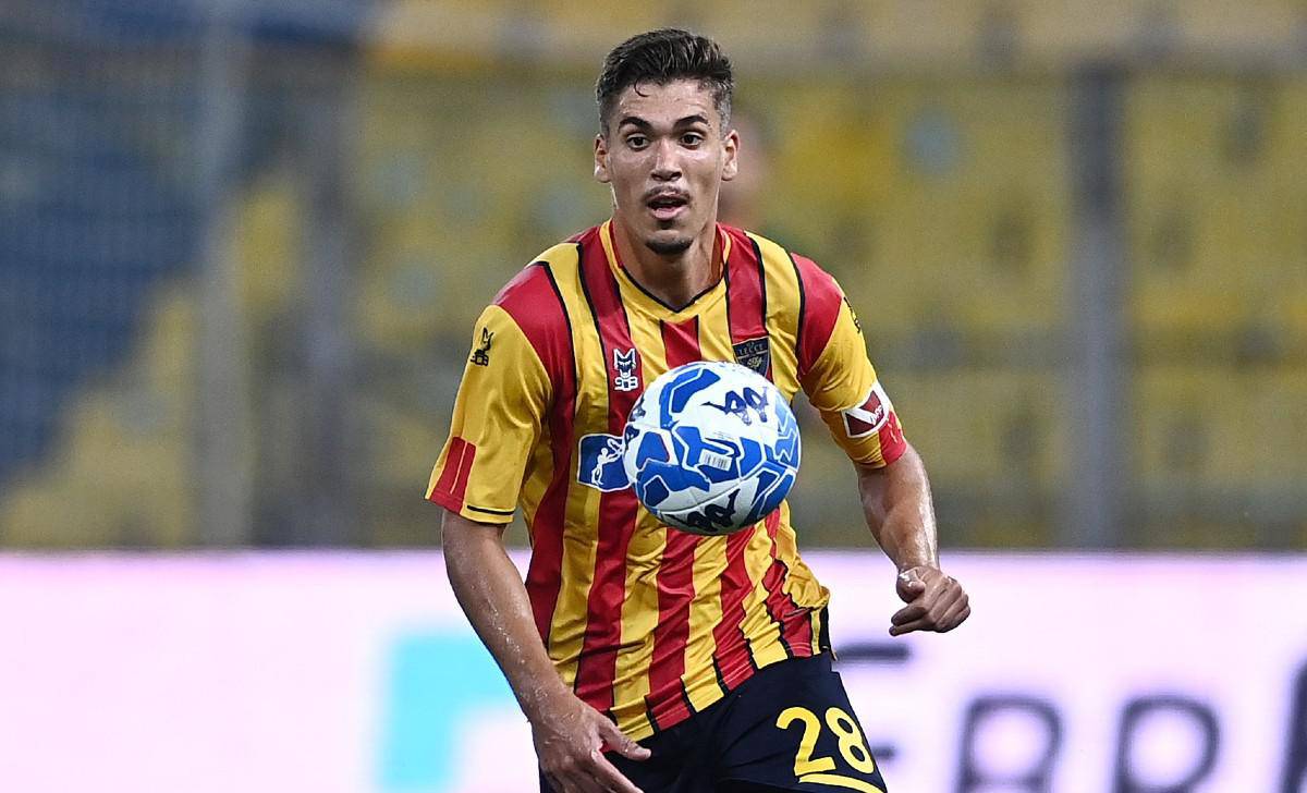 Joan Gonzalez em atuacao pelo Lecce