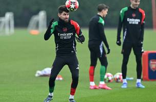 Jorginho em treino do Arsenal (Foto: Reproducao / AFP)