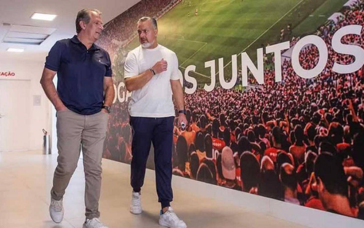 Jose Boto conversa com Luis Eduardo Baptista, o BAP, presidente do Flamengo