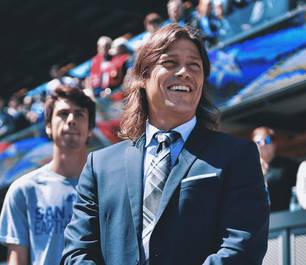 Sevilla negocia com técnico argentino Matías Almeyda