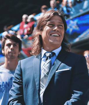 Sevilla negocia com técnico argentino Matías Almeyda