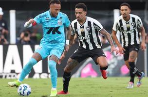 Neymar em acao pelo Santos, contra o Botafogo (Foto: Vitor Silva / Botafogo)