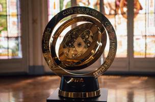 Trofeu do Mundial de Clubes (Foto: Lucas Mercon/Fluminense FC)