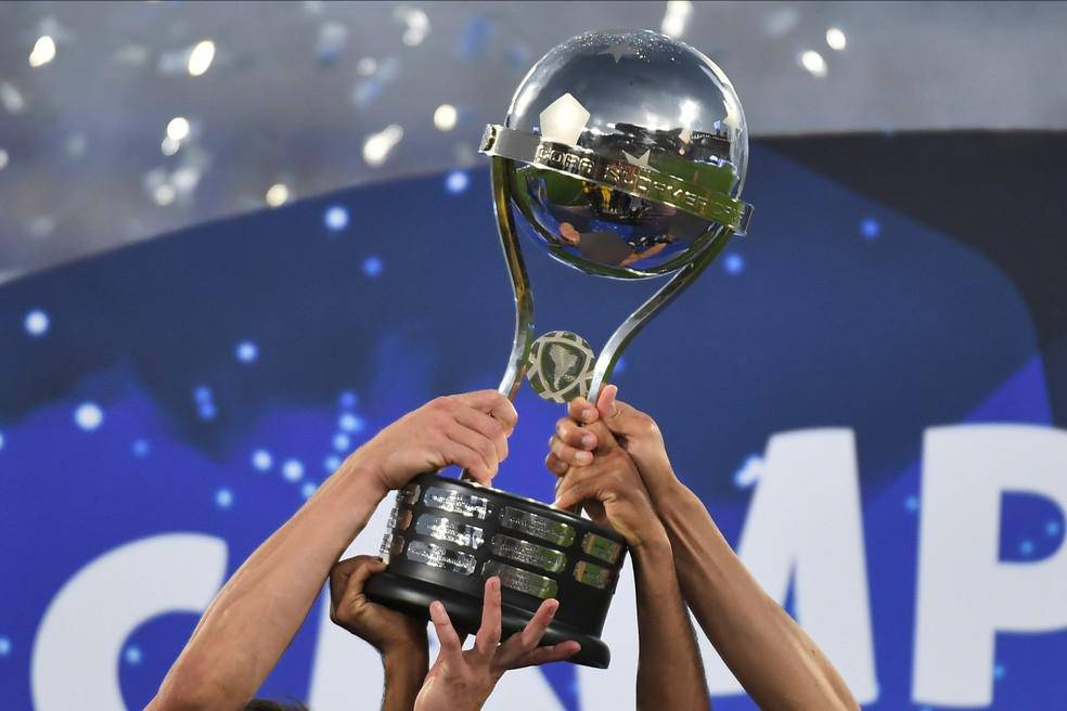 trofeu; taca; Copa Sul-Americana