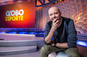 Alex Escobar apresenta o "Globo Esporte" no Rio (Foto: Globo/ Joao Cotta)