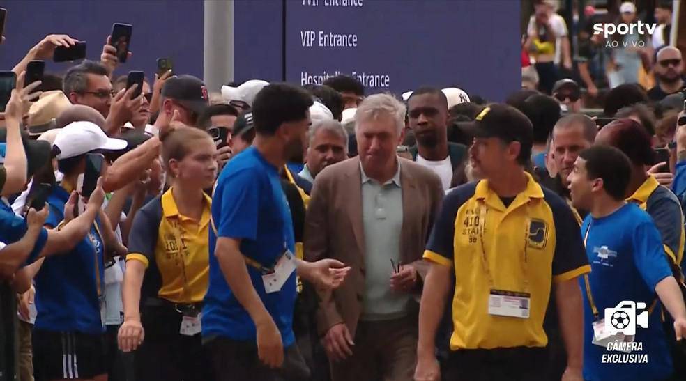 Carlo Ancelotti chega ao Metlife Stadium para final da Copa do Mundo de Clubes