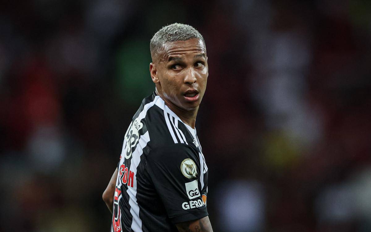 Deyverson em jogo do Atletico-MG