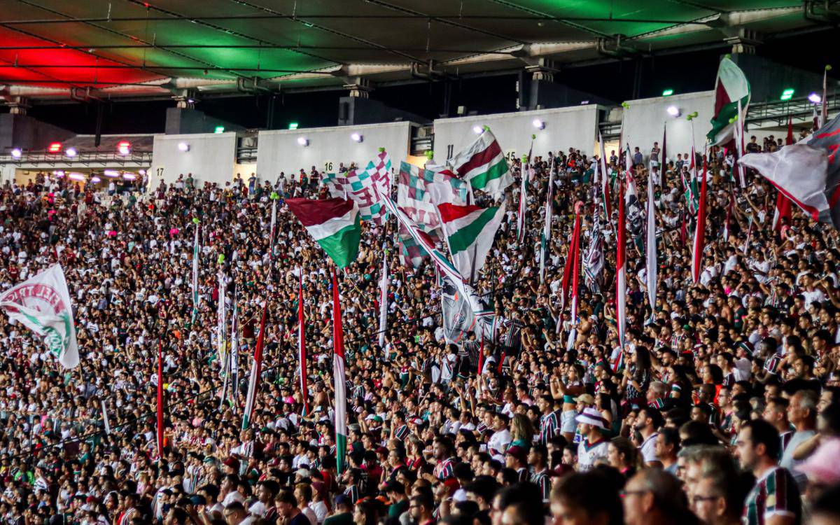 Fluminense decidira a classificacao no Maracana, com o apoio da torcida