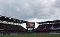 Telao faz alerta de tempestade em Benfica x Auckland City, em Orlando (Foto: Amanda Perobelli / Reuters
