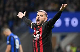 Theo Hernandez Inter x Milan Champions (Foto: Alberto Lingria/Reuters)
