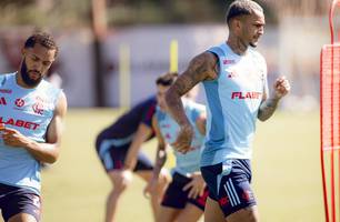 Roma prepara oferta milionária por Wesley do Flamengo