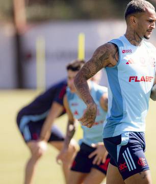 Roma prepara oferta milionária por Wesley do Flamengo