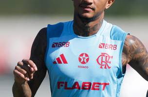 Wesley em treino do Flamengo (Foto: Gilvan de Souza/Flamengo)
