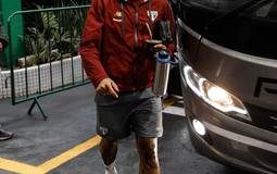 São Paulo acerta renovação com Alan Franco por mais três temporadas