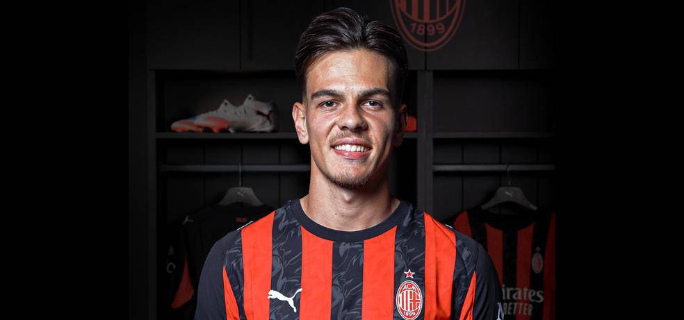 Ardon Jashari e o mais novo reforco do Milan para a temporada 2025/26