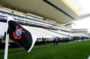 Corinthians quer rever contrato de naming rights da arena (Foto: Marcos Ribolli)