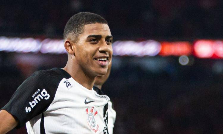Gui Negao jogador do Corinthians comemora seu gol durante partida contra o Athletico-PR no estadio Arena da Baixada pelo campeonato Copa Do Brasil 2025