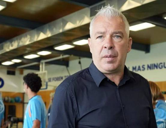 Morre Jorge Costa, ídolo do Porto, aos 53 anos após infarto durante entrevista