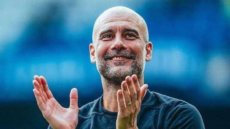 Pep Guardiola na estreia do Manchester City na Premier League 25/26