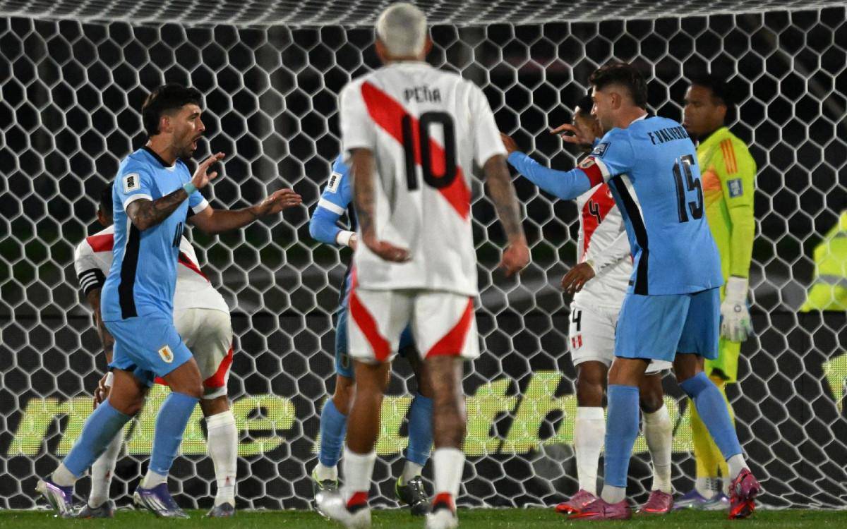 Arrascaeta marcou na vitoria do Uruguai sobre o Peru