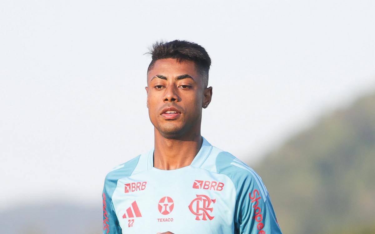 Bruno Henrique em treino do Flamengo: ele corre o risco de sofrer longa suspensao do futebol