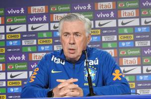 Carlo Ancelotti, tecnico da selecao brasileira, em entrevista coletiva (Foto: Bruno Cassucci)