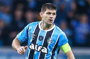 Gremio anuncia renovacao de contrato de Kannemann ate dezembro de 2027 (Foto: Lucas Uebel/Gremio FBPA)