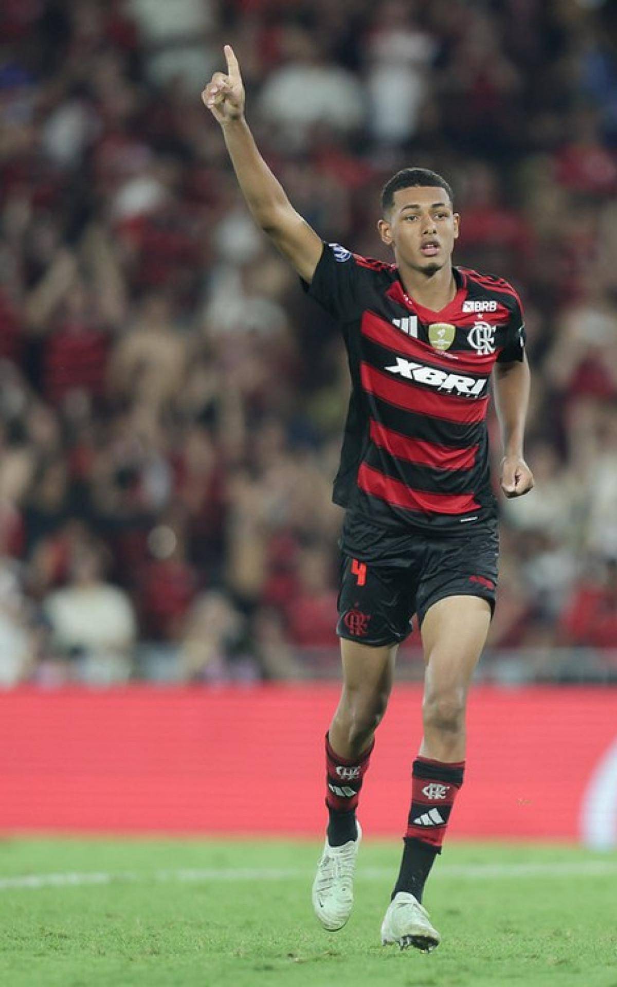 Joao Victor pelo Sub-20 do Flamengo