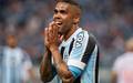 Justica decreta prisao de Douglas Costa devido a uma divida de pensao alimenticia que ultrapassa os R$ 492 mil (Foto: VICTOR LANNES/MYPHOTO PRESS/ESTADAO CONTEUDO