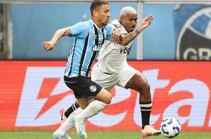 Marcos Rocha e Cuiabano no jogo entre Gremio e Botafogo (Foto: Vitor Silva/Botafogo)