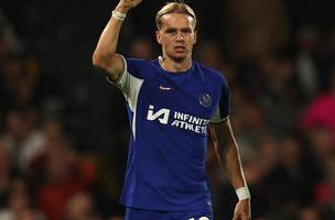 Mudryk foi um dos autores do gol da vitoria do Chelsea sobre o Fulham (Foto: Adrian Dennis / AFP)