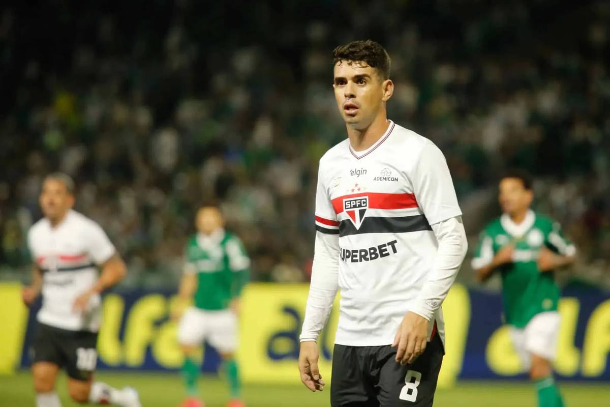 Oscar ainda esta distante de voltar ao Sao Paulo